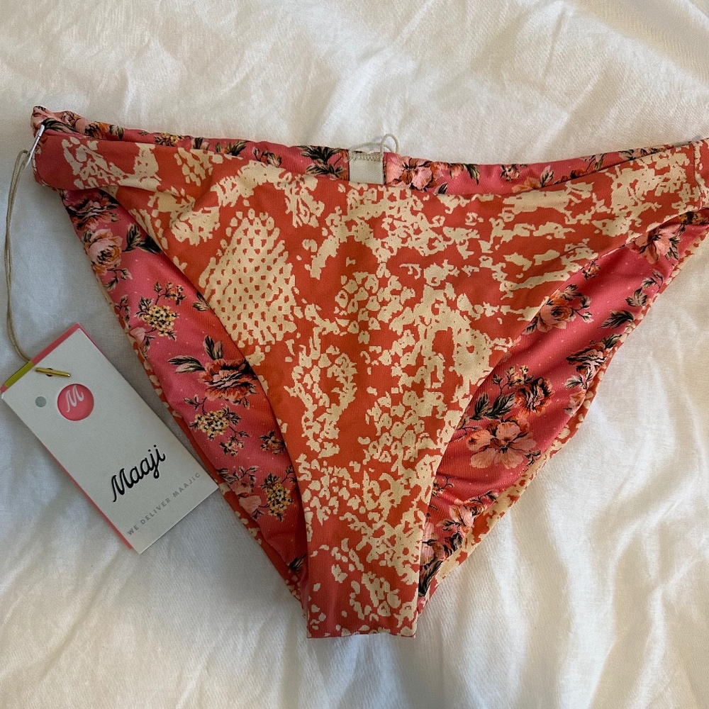 Reversible Maaji Bathing Suit Bottoms (Maaji Floral) NEW WITH TAGS